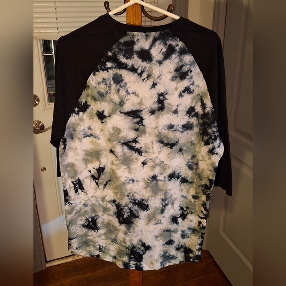 AC/DC Back in Black Faded Logo - Tie-Dye  Shirt Mens Size M Unique -Never Worn - Picture 2 of 9